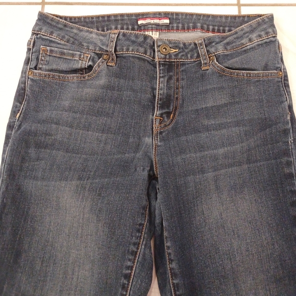 4/$80 Tommy Skinny Jeans - Size 8R - Picture 3 of 8